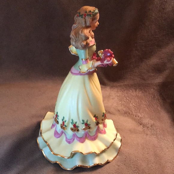 🎄Lenox 24kt. Gold Decorated Figurine - Holly 2009 - Picture 5 of 12